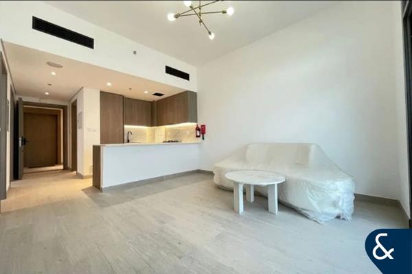 One Bed + Study I Vacant Soon I 742sqft